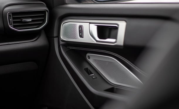 Hệ thống âm thanh cao cấp